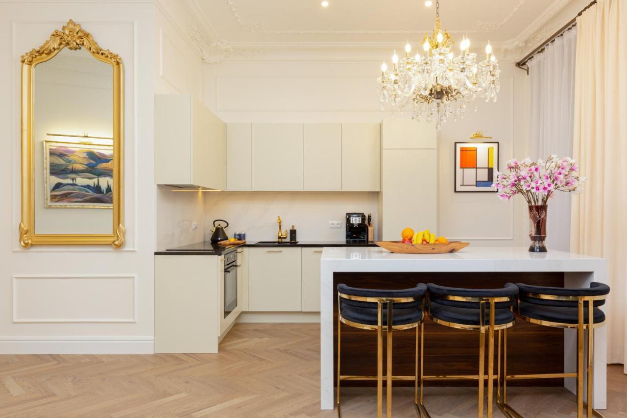 Royal Apartment Kopernika By Renters Prestige Varsovia Exterior foto