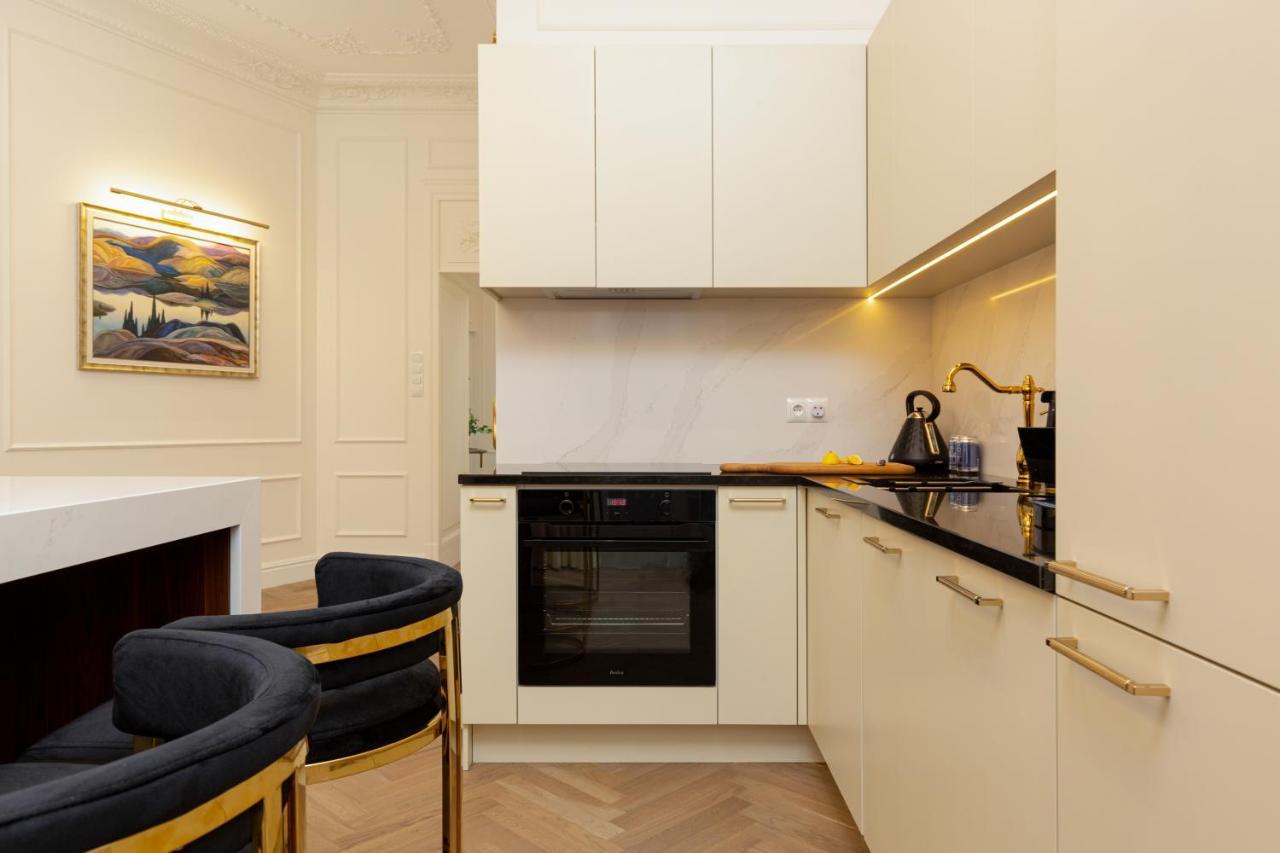 Royal Apartment Kopernika By Renters Prestige Varsovia Exterior foto
